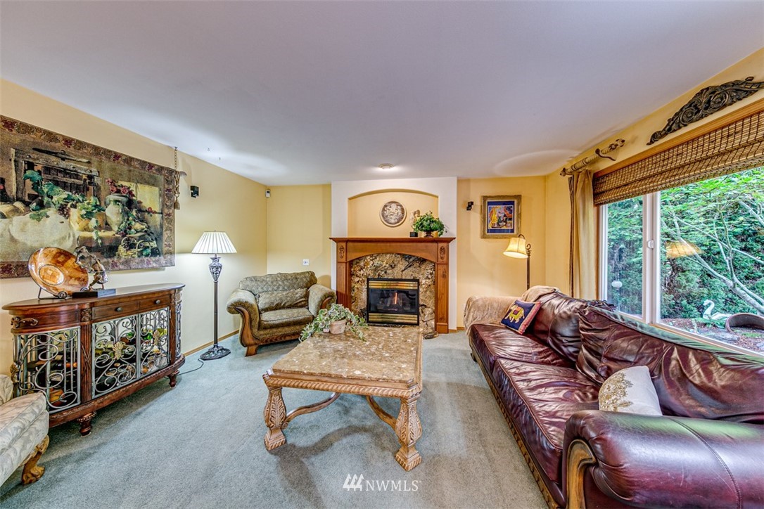 23117 9th Place West Bothell, WA 98021 - Photo 14 of 40