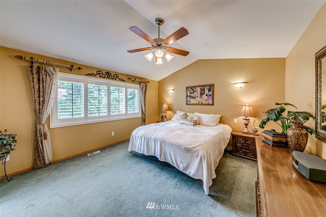 23117 9th Place West Bothell, WA 98021 - Photo 23 of 40