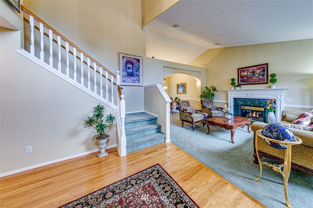23117 9th Place West Bothell, WA 98021 - Photo 4 of 40