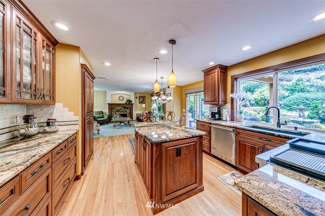 23117 9th Place West Bothell, WA 98021 - Photo 9 of 40