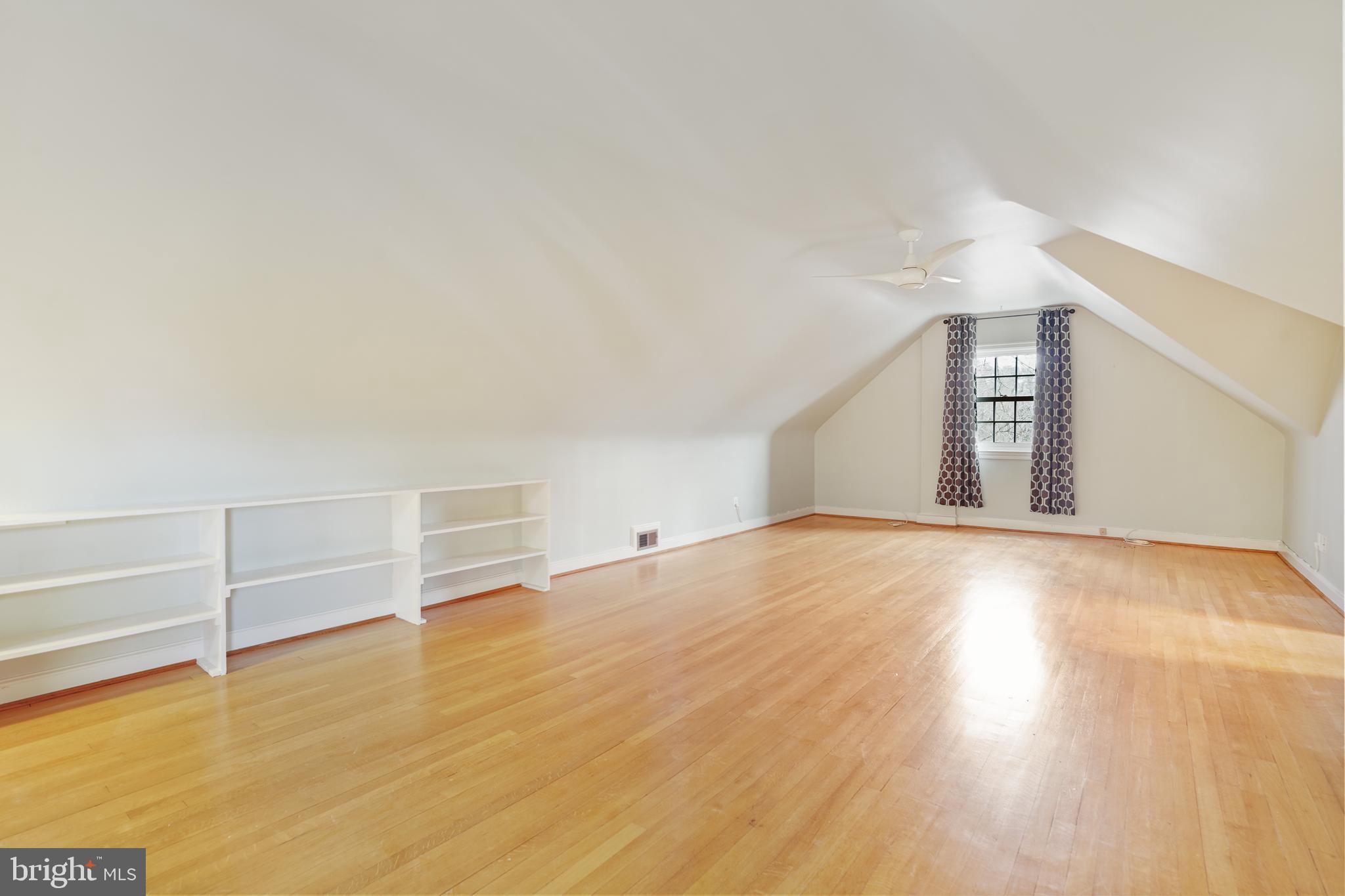 507 Forest Glen Road Silver Spring, MD 20901 - Photo 34 of 65 Upper Level Primary Bedroom 37 X 15