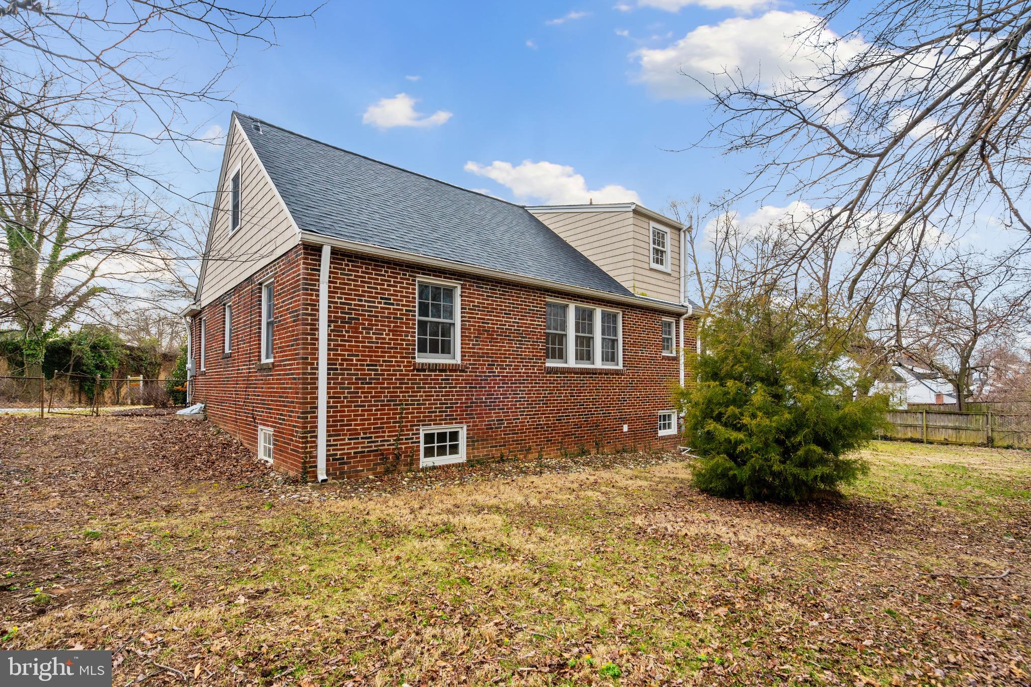 507 Forest Glen Road Silver Spring, MD 20901 - Photo 54 of 65 Side of House