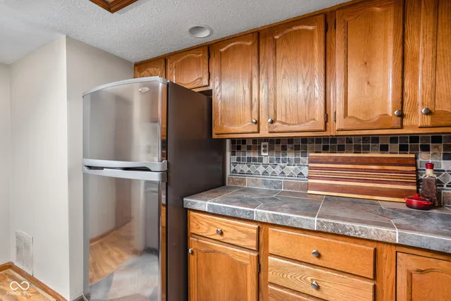 $312,500 | 33 Dominion Drive, Zionsville, IN 46077