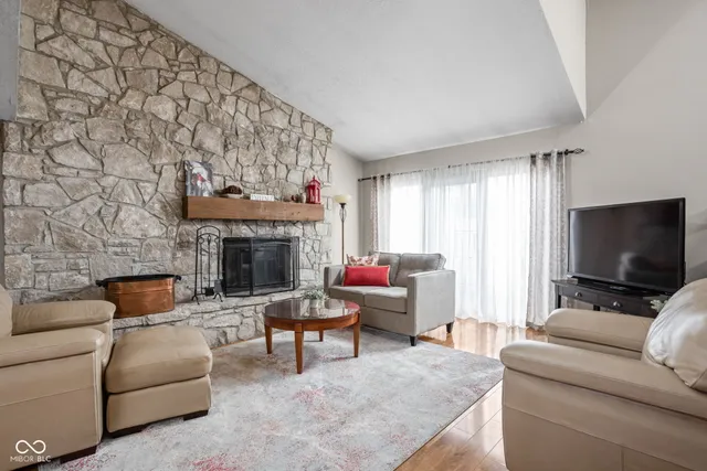 $312,500 | 33 Dominion Drive, Zionsville, IN 46077