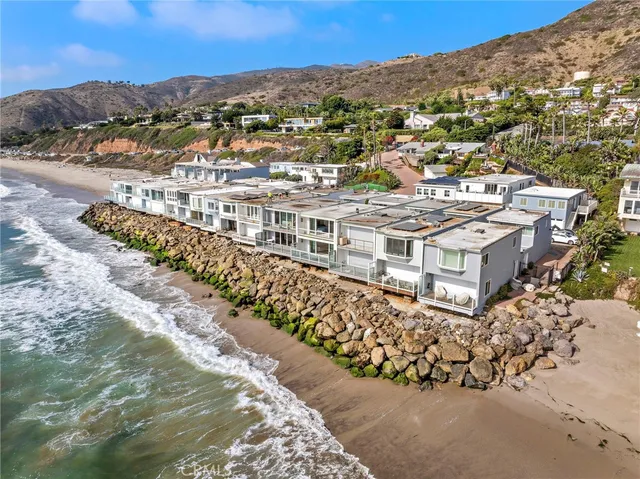 $10,990 | 11770 Pacific Coast Highway, Unit N, Malibu, CA 90265