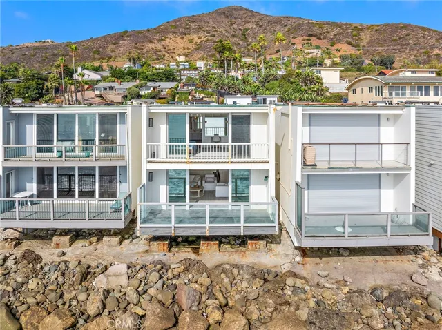 $10,990 | 11770 Pacific Coast Highway, Unit N, Malibu, CA 90265