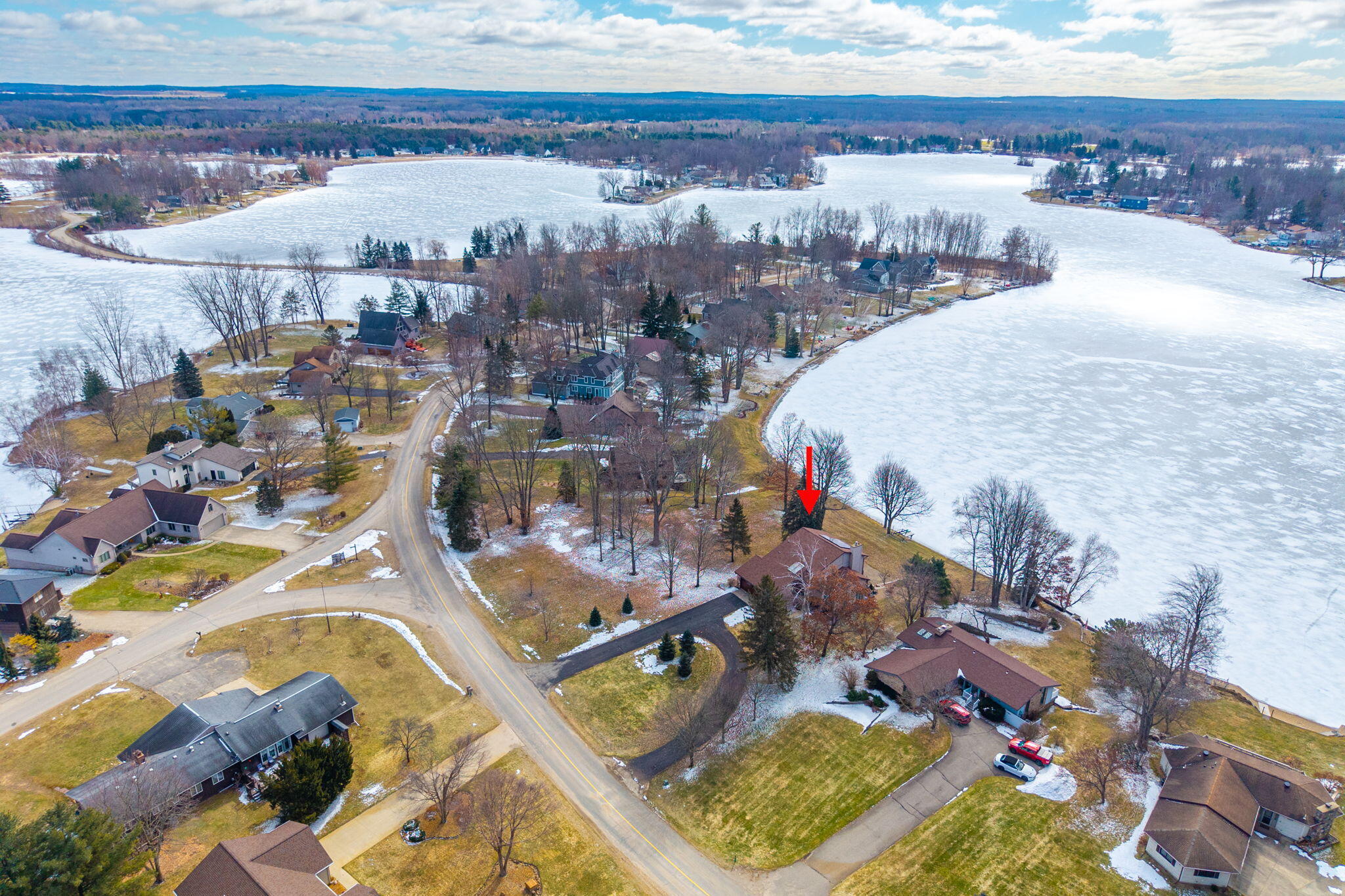 10845 East Royal Road Canadian Lakes, MI 49346 - Photo 42 of 54 36