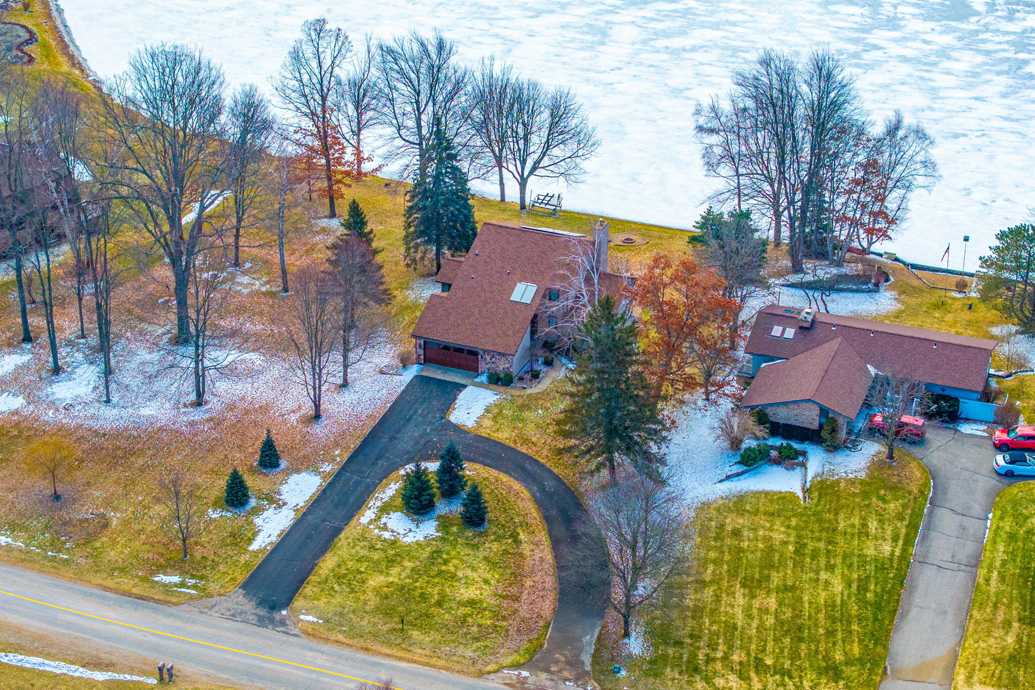 10845 East Royal Road Canadian Lakes, MI 49346 - Photo 47 of 54 41