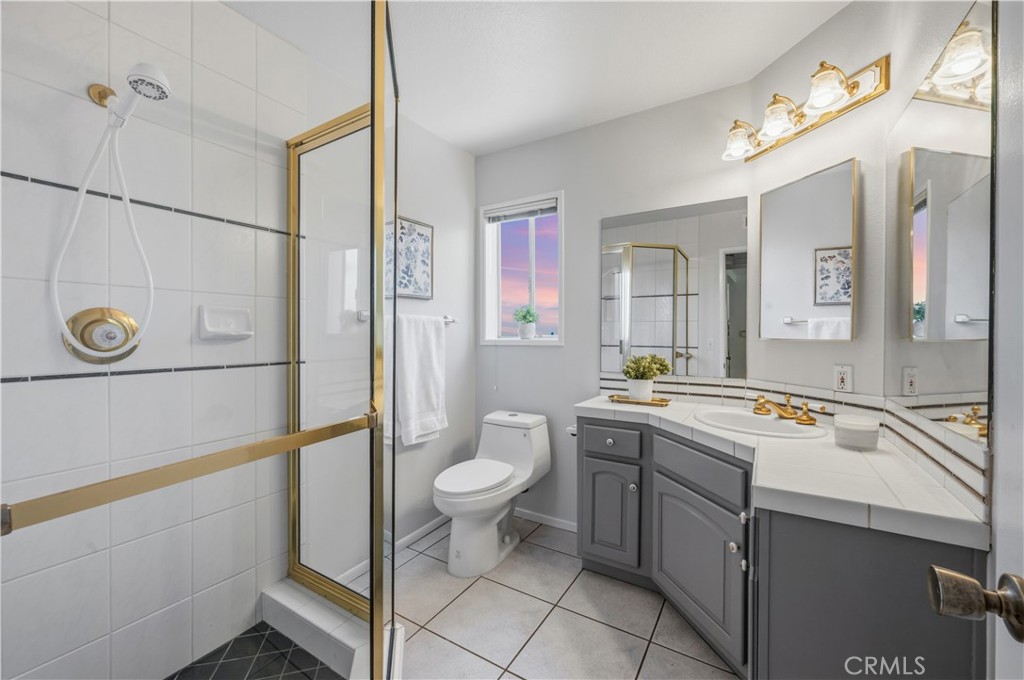 10741 Brookfield Road Chatsworth, CA 91311 - Photo 21 of 41 Downstairs full bathroom