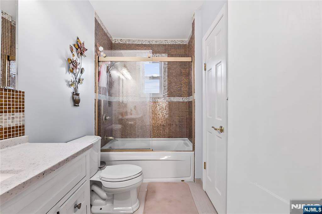 190 Totowa Road Totowa, NJ 07512 - Photo 19 of 34