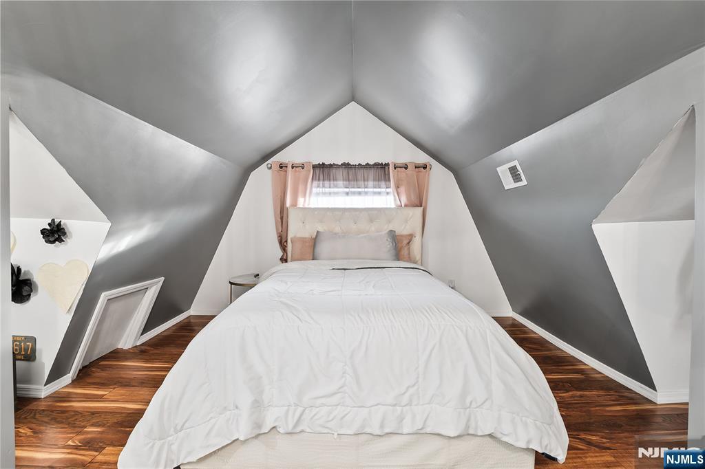 190 Totowa Road Totowa, NJ 07512 - Photo 23 of 34