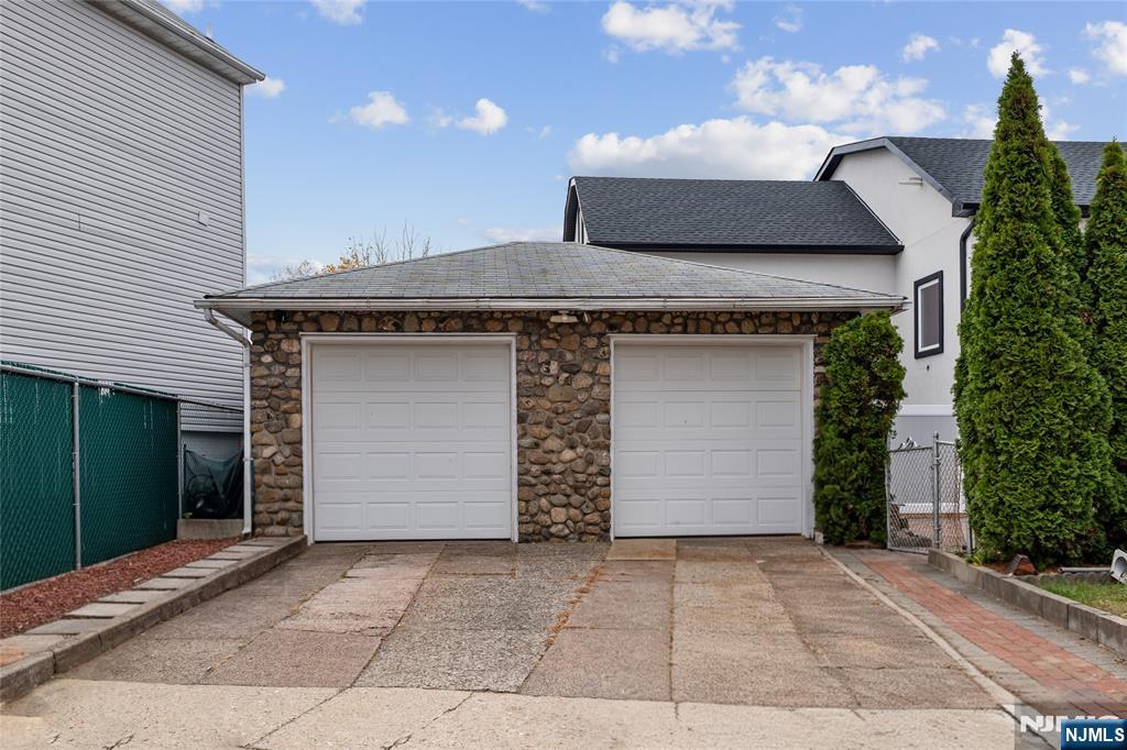 190 Totowa Road Totowa, NJ 07512 - Photo 32 of 34