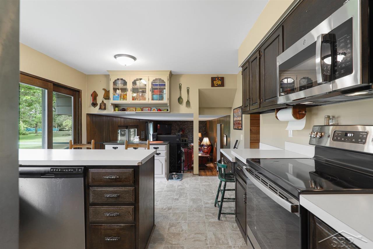 5877 McCarty Road Saginaw, MI 48603 - Photo 19 of 55 50046879-18.JPG