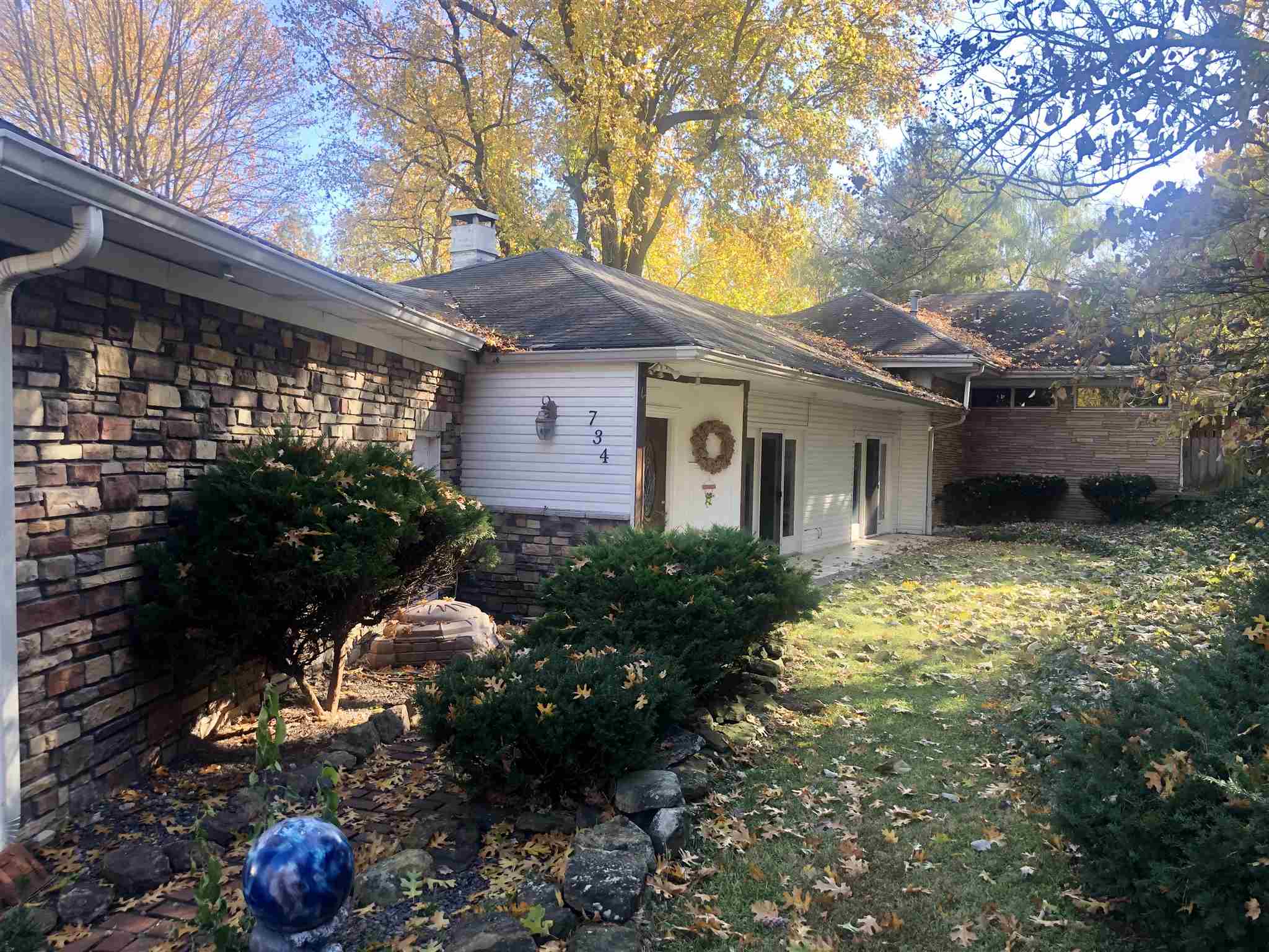 734 South Burkhardt Road Evansville, IN 47715 - Photo 1 of 31 Gallery Image 1