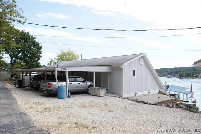 $694,000 | 29744 Clark Road, Gravois Mills, MO 65037