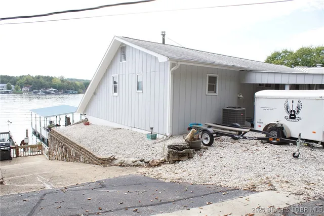 $694,000 | 29744 Clark Road, Gravois Mills, MO 65037