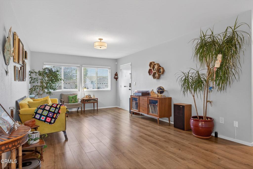 2206 Sanchez Drive Camarillo, CA 93010 - Photo 7 of 42