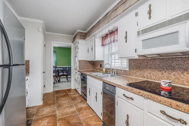 $2,100 | 420 Polk Street, Sparta, TN 38583