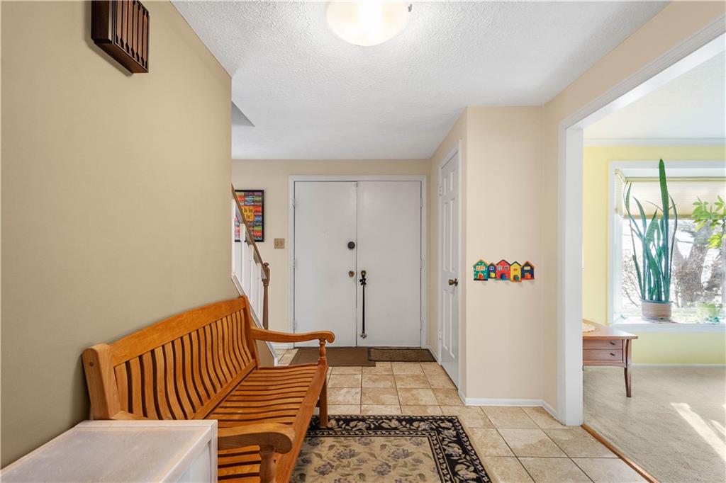 1693 Hathaway Lane Pittsburgh, PA 15241 - Photo 19 of 41