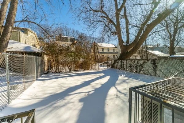 $2,400 | 106 Columbia Avenue, Newark, NJ 07106