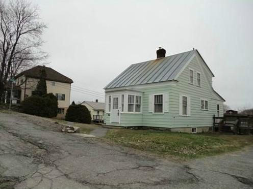 77 School Street Millinocket, ME 04462 - Photo 1 of 14 Exterior Front.