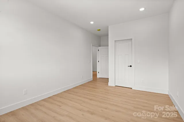 a house view with a outdoor space