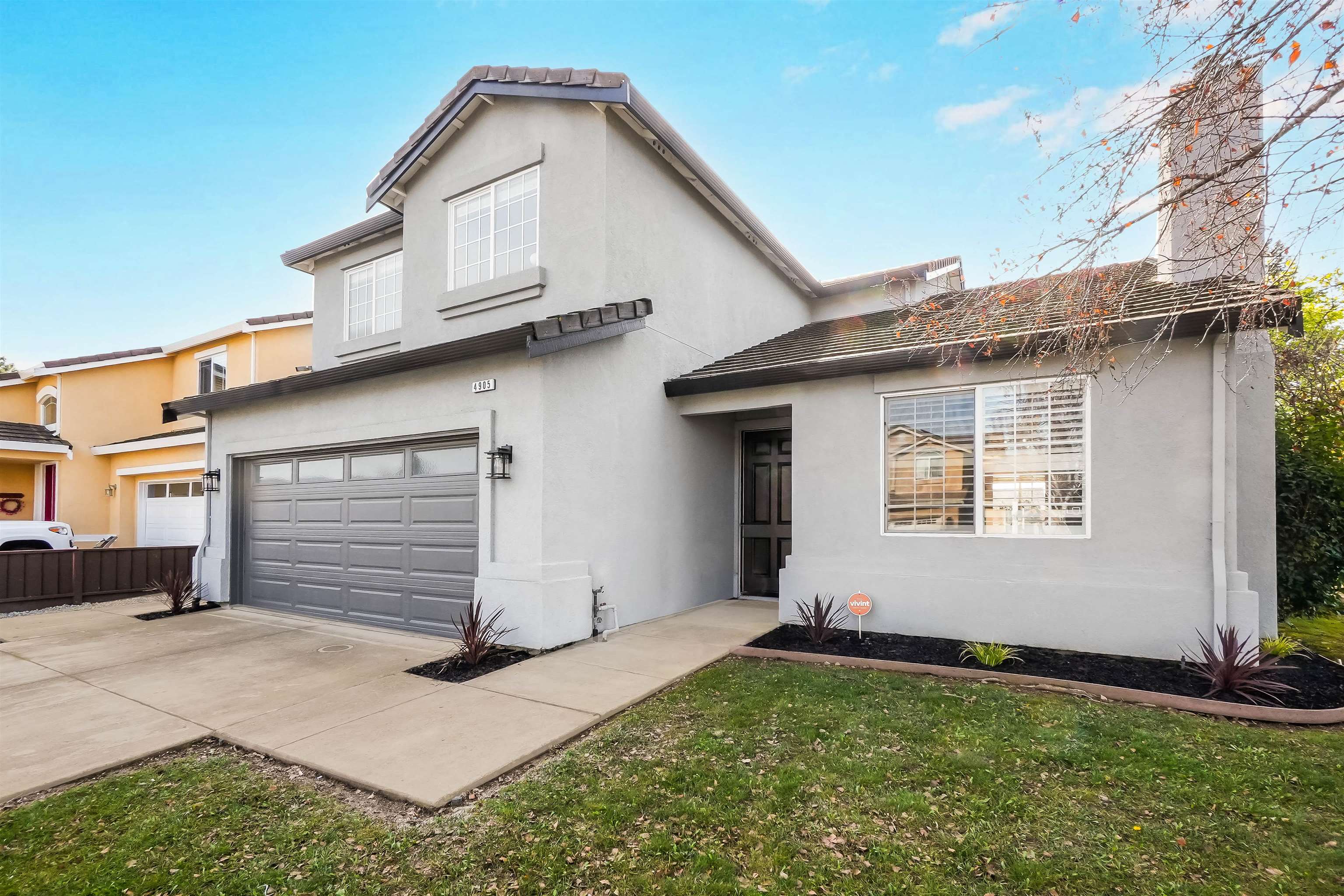 4905 Apricot Court Castro Valley, CA 94546 - Photo 3 of 59