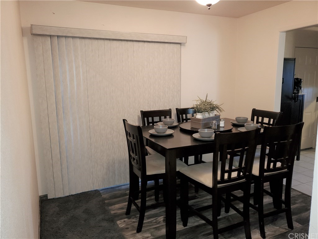 4817 Muirwood Court Simi Valley, CA 93063 - Photo 5 of 18