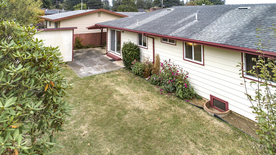 4519 Campton Road Eureka, CA 95503 - Photo 38 of 38 41 Back of House