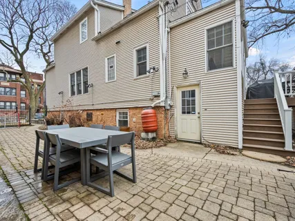 $1,050,000 | 2124 West Eastwood Avenue, Chicago, IL 60625