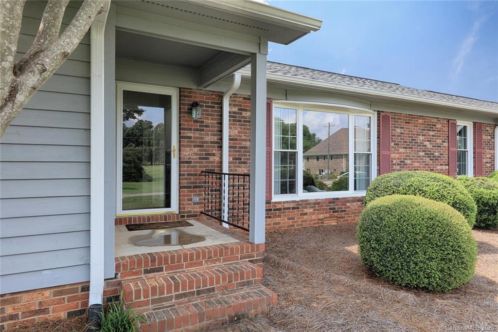 350 Canvasback Road Mooresville, NC 28117 - Photo 8 of 42 Gallery Image 8