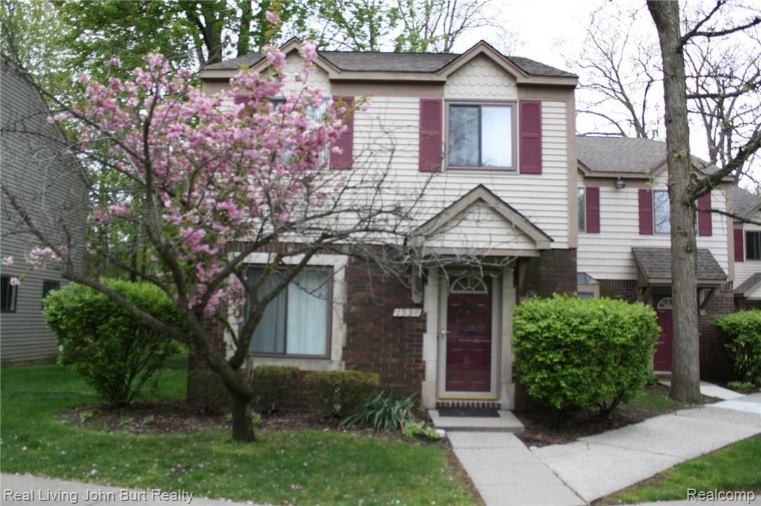 1534 Streamwood Court Rochester, MI 48307 - Photo 1 of 8 Welcome Home to 1534 Streamwood Ct!
