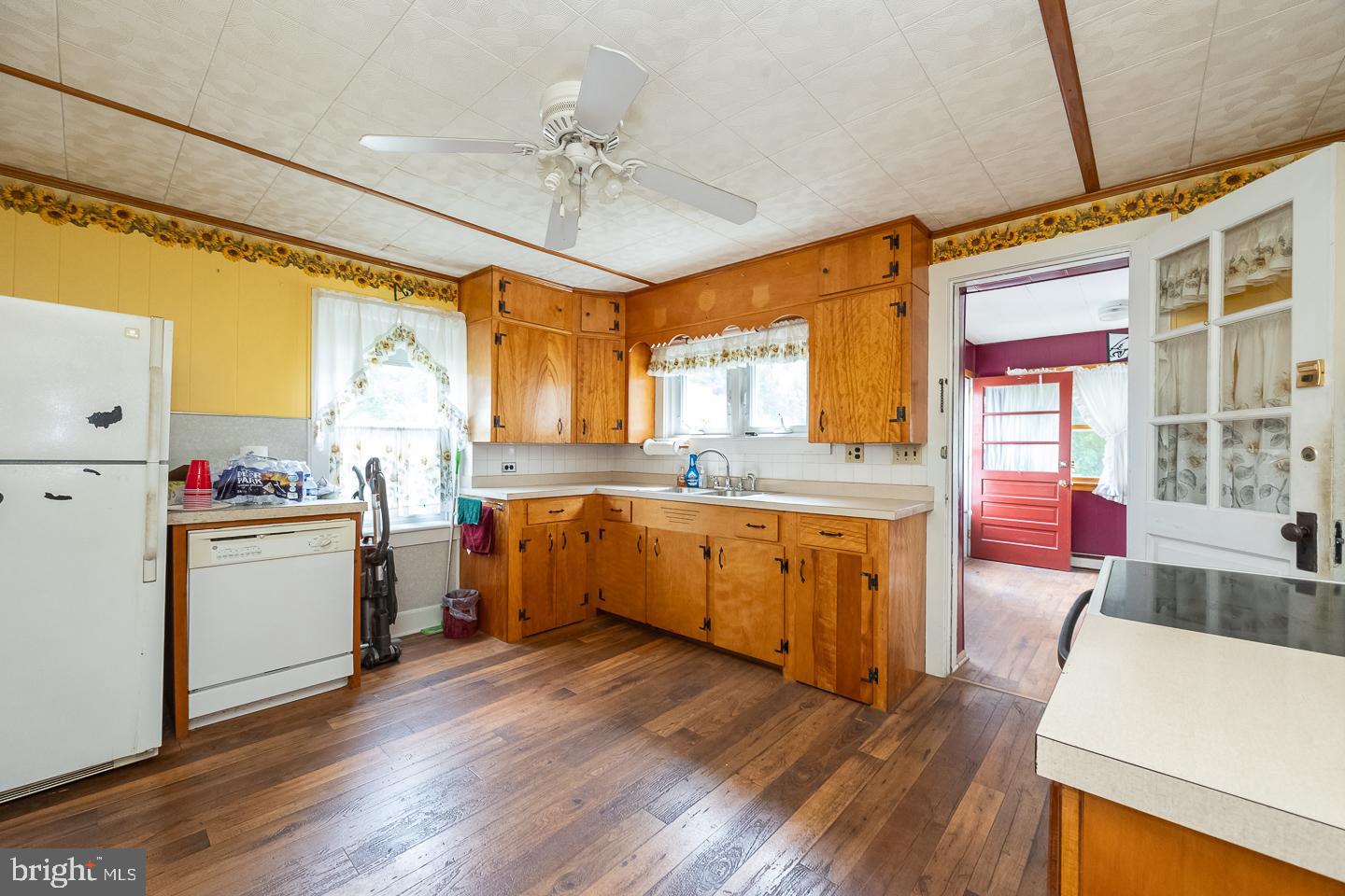 3040 South Manor Road Coatesville, PA 19320 - Photo 8 of 21 Gallery Image 8