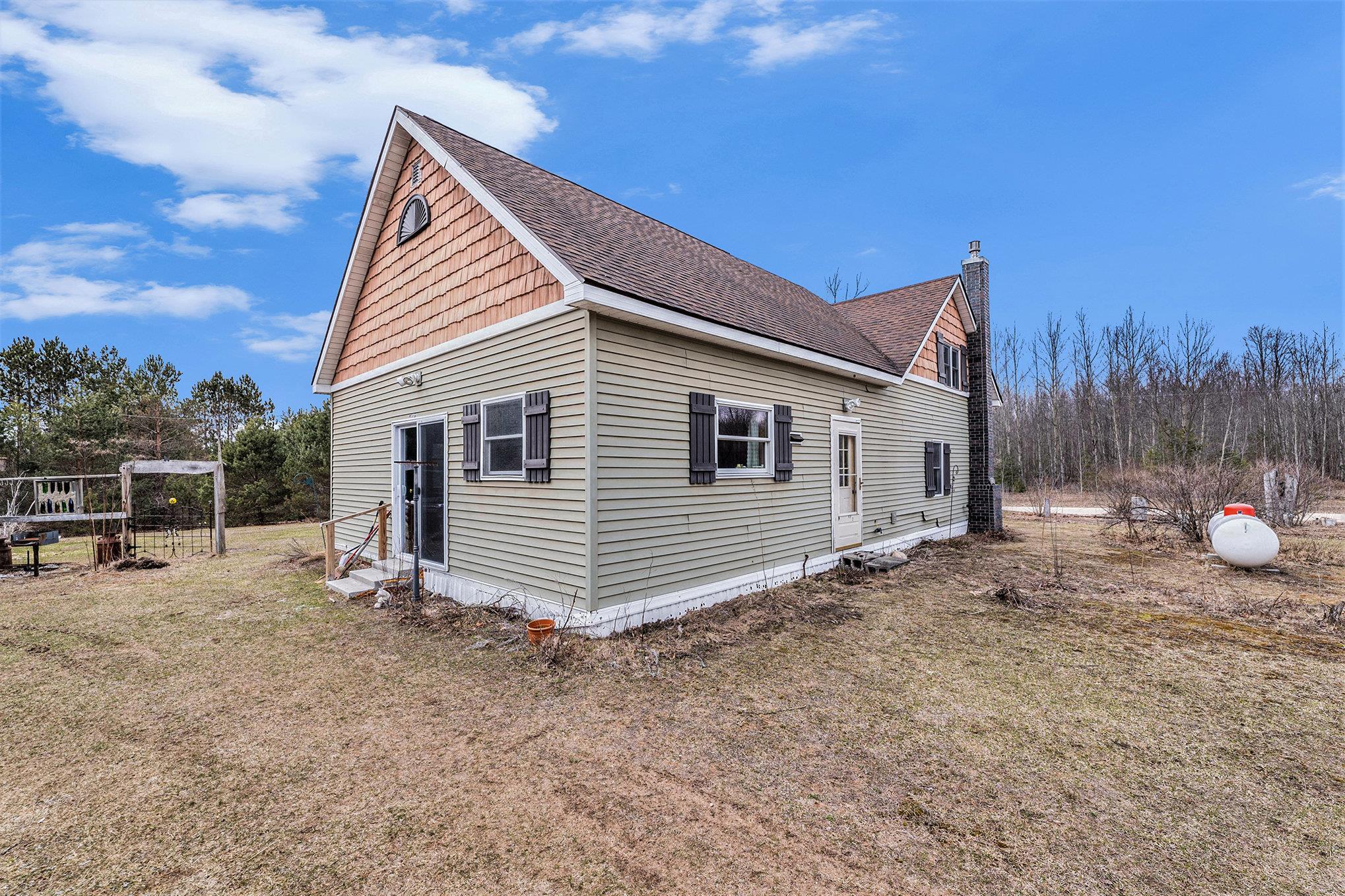 10909 West 8 Road Copemish, MI 49625 - Photo 19 of 30 1932223-091329d4-fe91-414b-a8f0-564f13ee4aff.JPG
