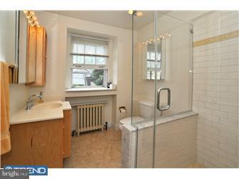 791 Wooded Road Jenkintown, PA 19046 - Photo 8 of 12 Bathroom