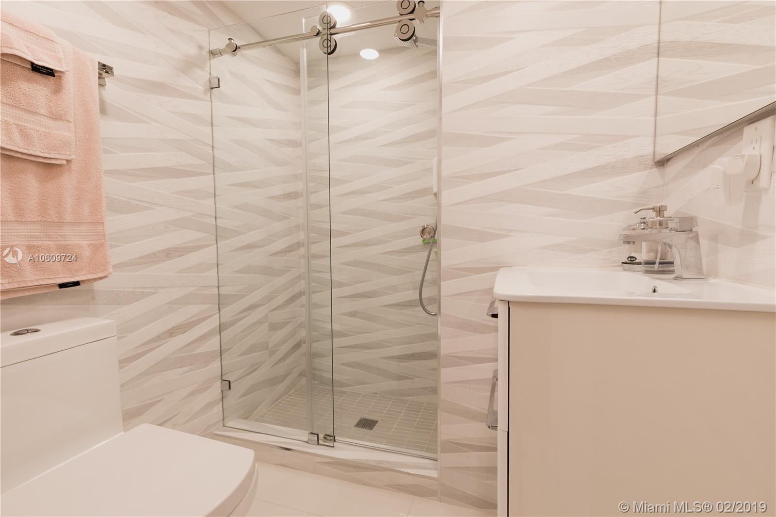 12780 Maple Road North Miami, FL 33181 - Photo 15 of 30
