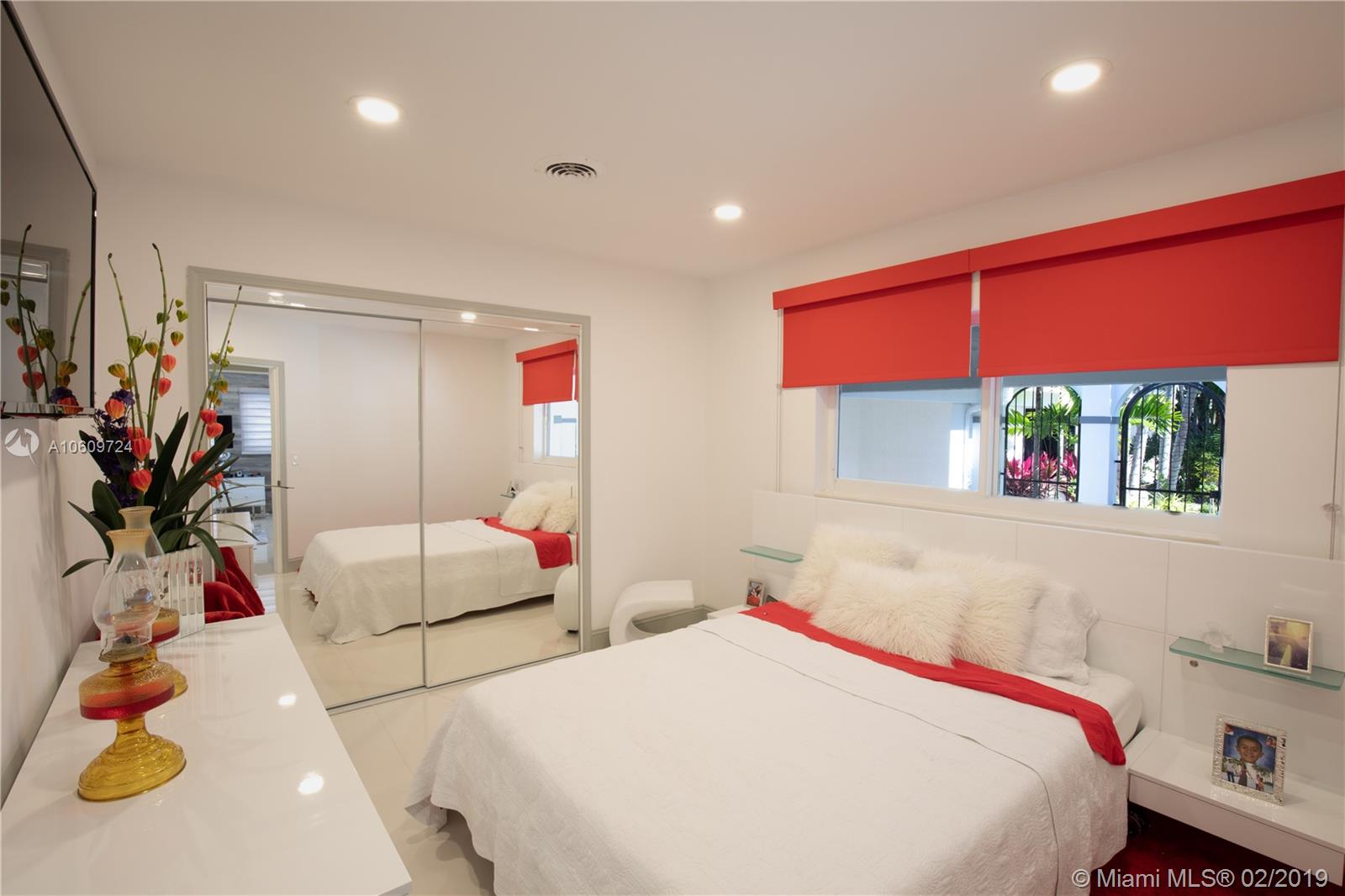 12780 Maple Road North Miami, FL 33181 - Photo 18 of 30