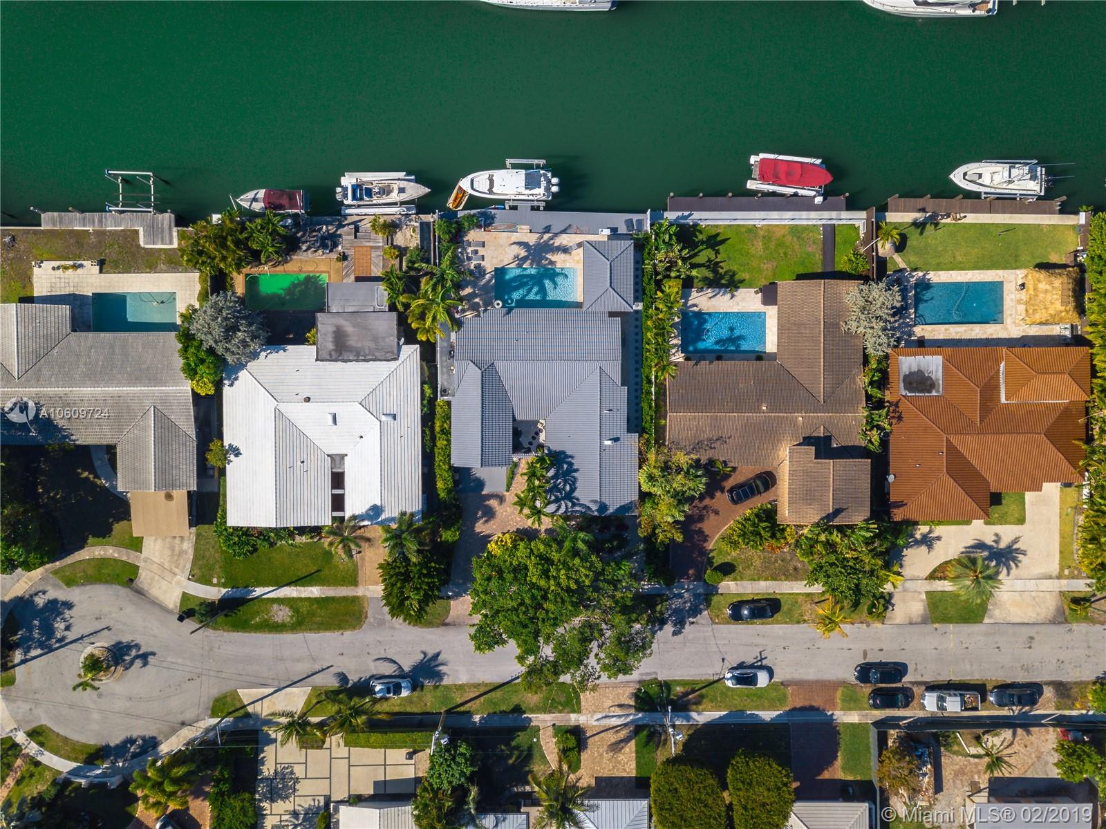 12780 Maple Road North Miami, FL 33181 - Photo 27 of 30