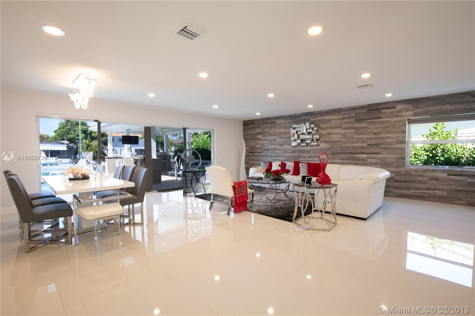 12780 Maple Road North Miami, FL 33181 - Photo 5 of 30