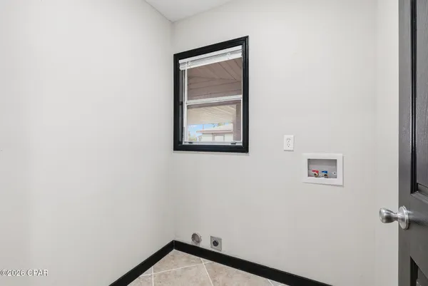 $2,250 | 1808 Chestnut Avenue, Panama City, FL 32405