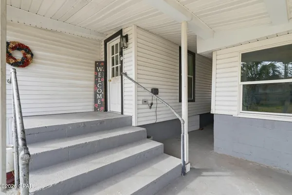 $2,250 | 1808 Chestnut Avenue, Panama City, FL 32405