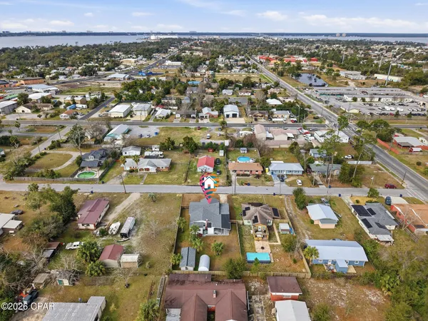 $2,250 | 1808 Chestnut Avenue, Panama City, FL 32405