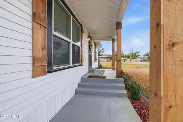 $2,250 | 1808 Chestnut Avenue, Panama City, FL 32405