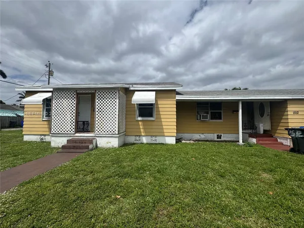 $480,000 | 1512 North 23rd Avenue, Hollywood, FL 33020