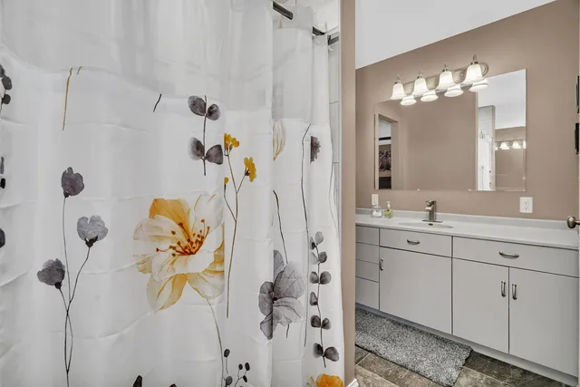 $425,000 | 80 East Spring Road, Coal City, IL 60416