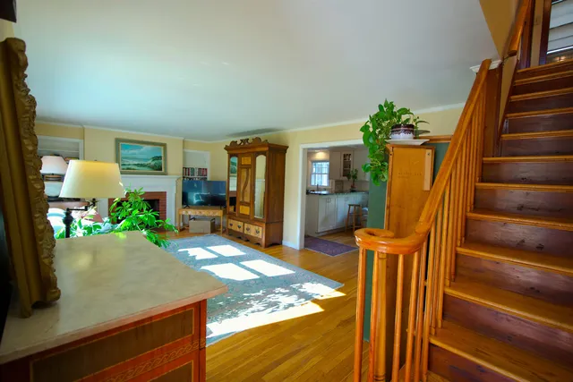 $725,000 | 104 North Gate Road, Manchester, NH 03104