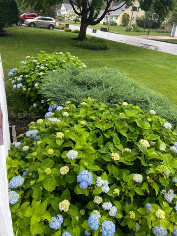 $725,000 | 104 North Gate Road, Manchester, NH 03104