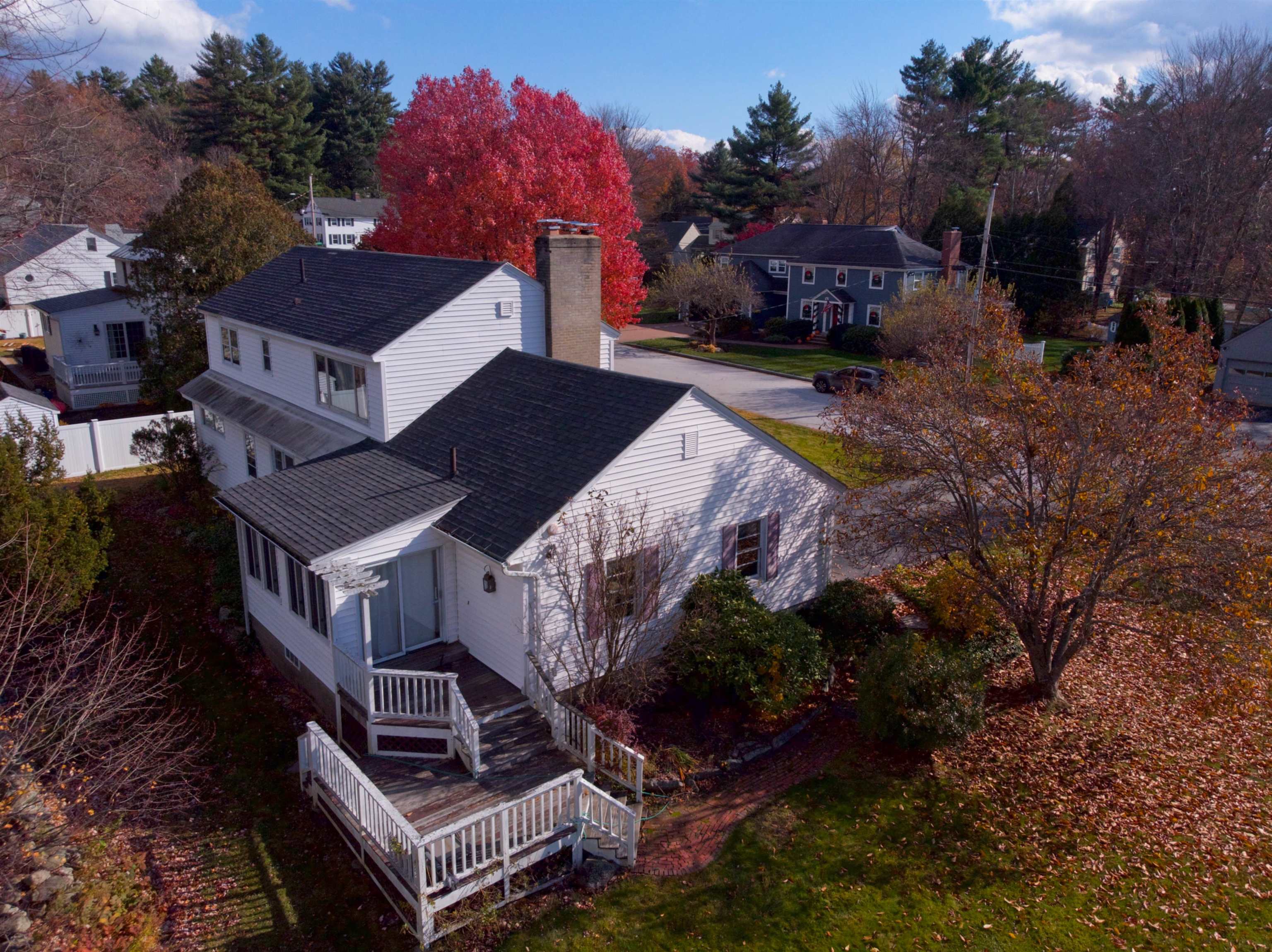 104 North Gate Road Manchester, NH 03104 - Photo 8 of 41