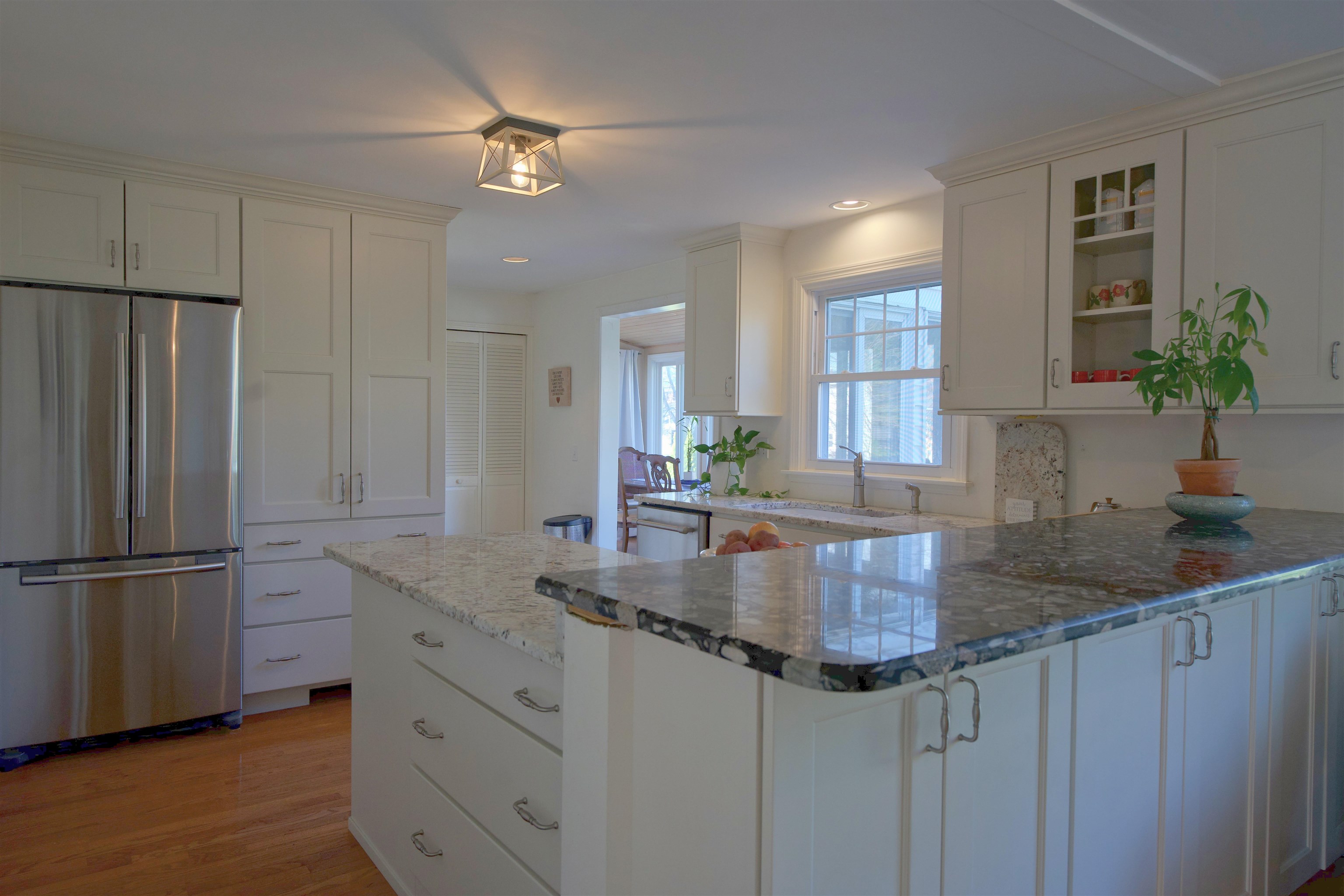 104 North Gate Road Manchester, NH 03104 - Photo 9 of 41