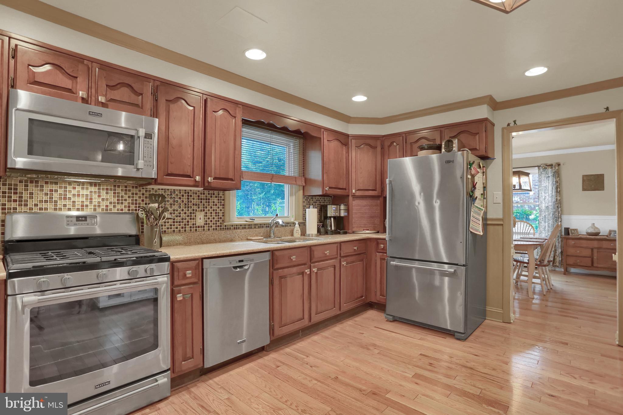 767 Clearmount Road York, PA 17403 - Photo 15 of 39 Gallery Image 15
